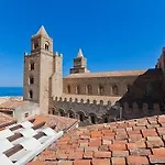 Terrazza Delle Mura * チェファル